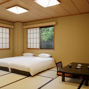Large Twin Room